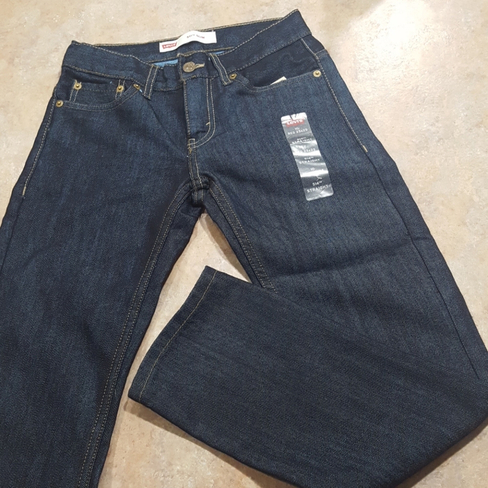 Boys size 10 reg levis